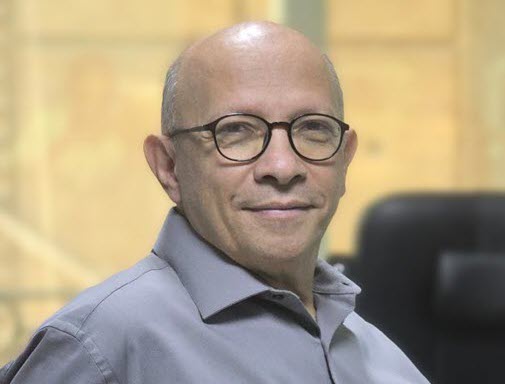 نائب رئيس مجلس الادارة الاستاذ الدكتور هشام فتح الله